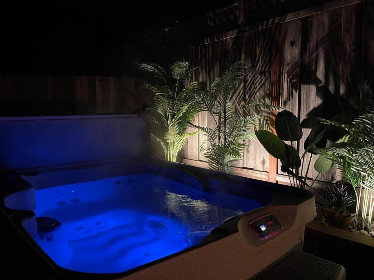 Redwood Grove - Hot Tub Ps5 Redwood Park Villa Felton Exterior photo